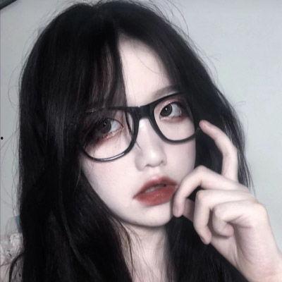 网红黑色磨砂眼镜图片